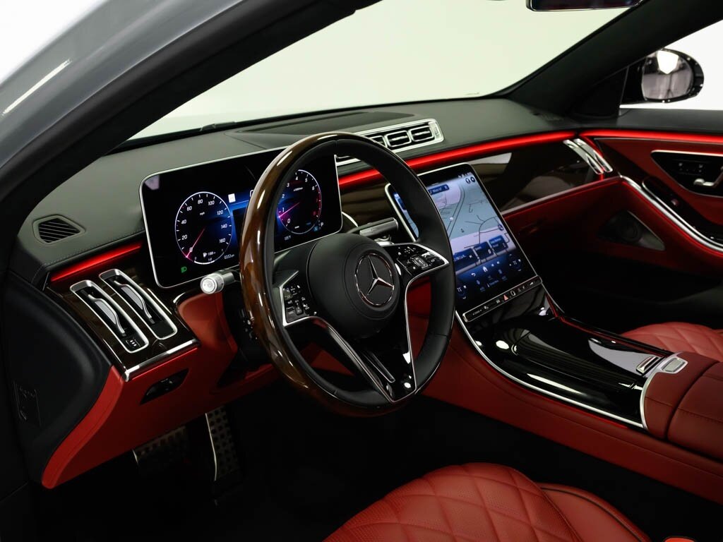 2025 Mercedes-Benz S580 4MATIC $144K MSRP Amg Line Night Pkg   - Photo 47 - Sarasota, FL 34243