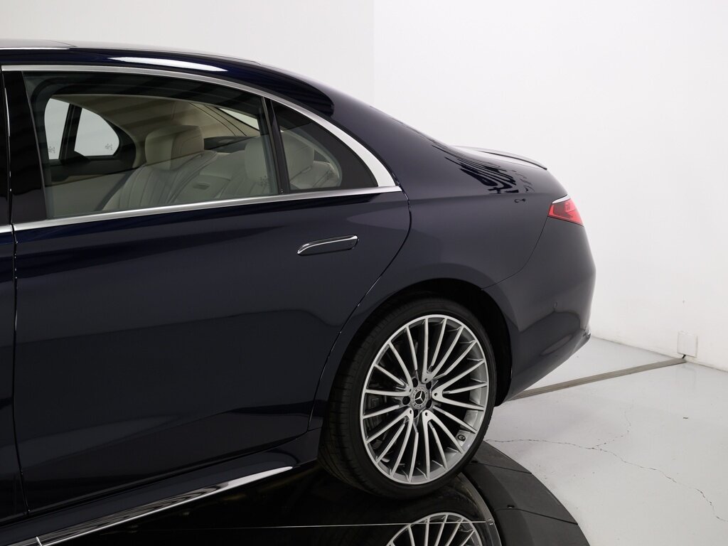 2022 Mercedes Benz S 500 AMG photo 26
