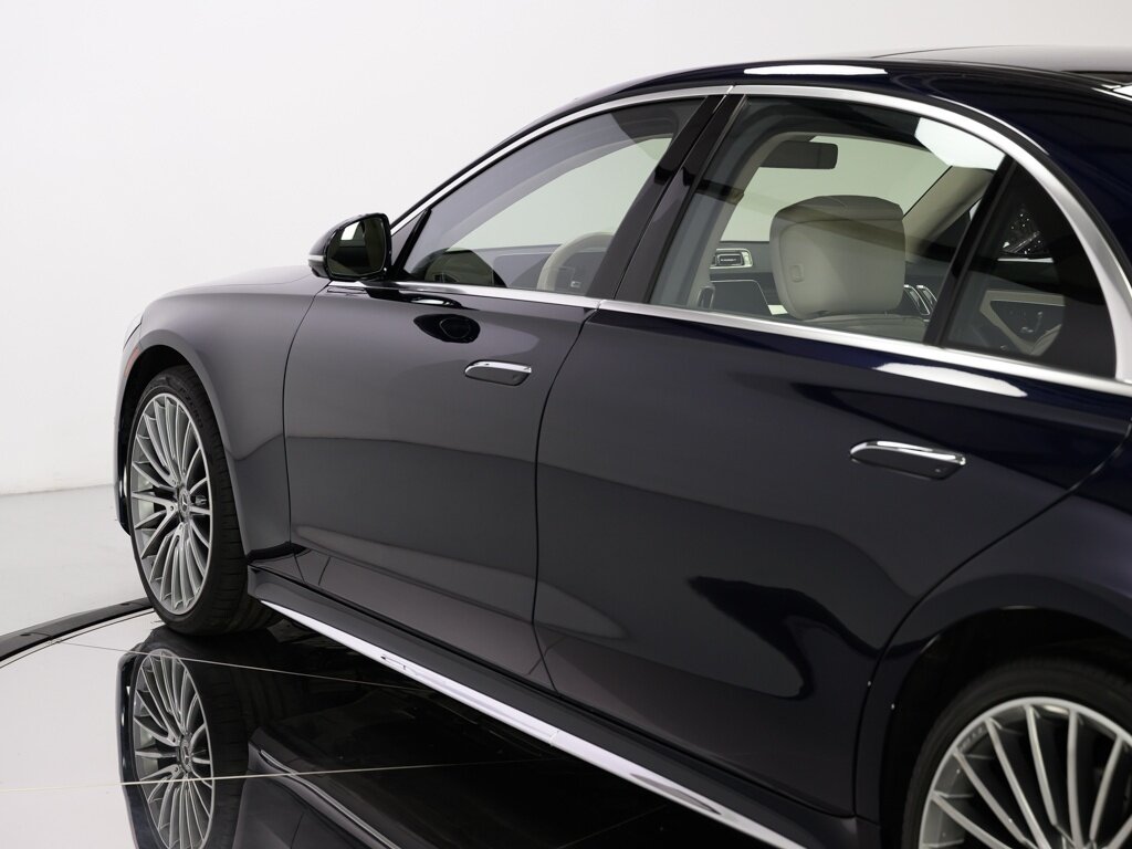 2022 Mercedes Benz S 500 AMG photo 24