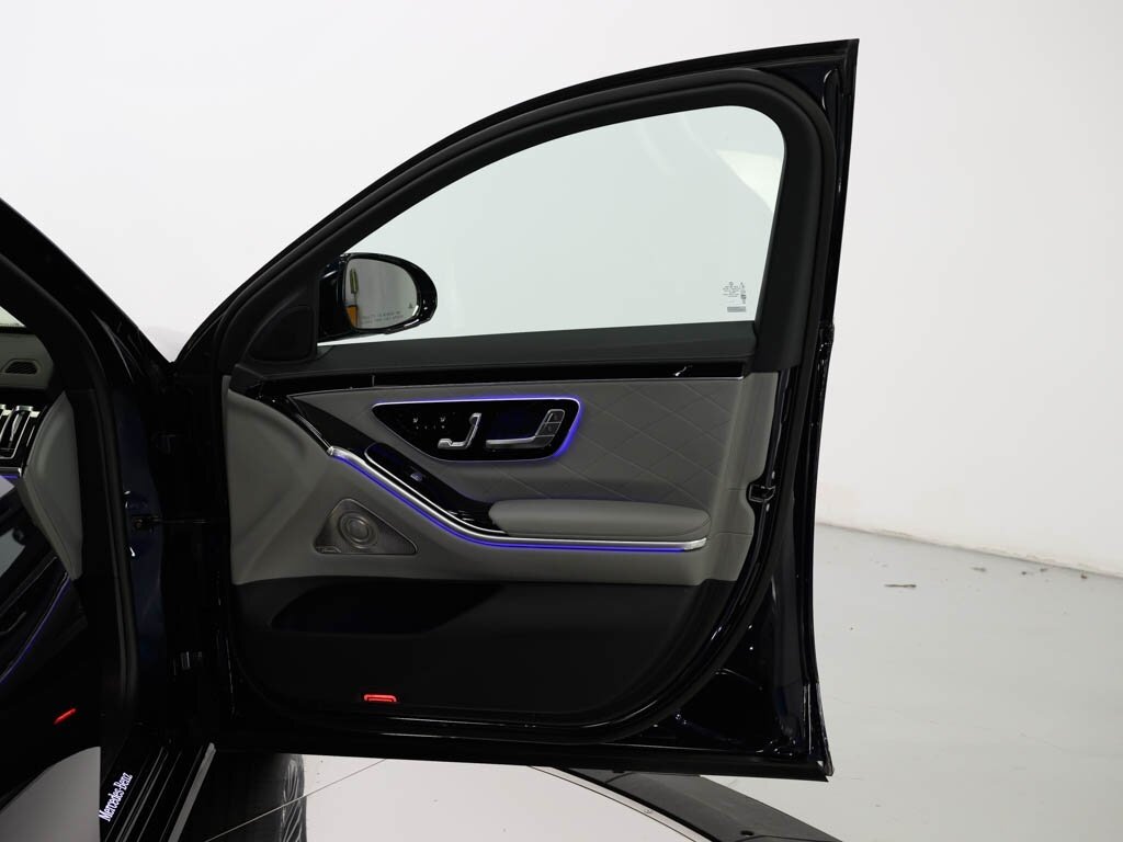 2024 Mercedes-Benz S580 4MATIC $150 MSRP Executive Rear Seat Pkg   - Photo 39 - Sarasota, FL 34243