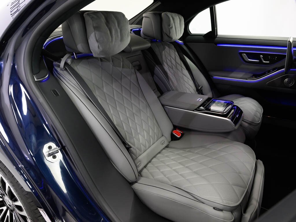 2024 Mercedes-Benz S580 4MATIC $150 MSRP Executive Rear Seat Pkg   - Photo 44 - Sarasota, FL 34243