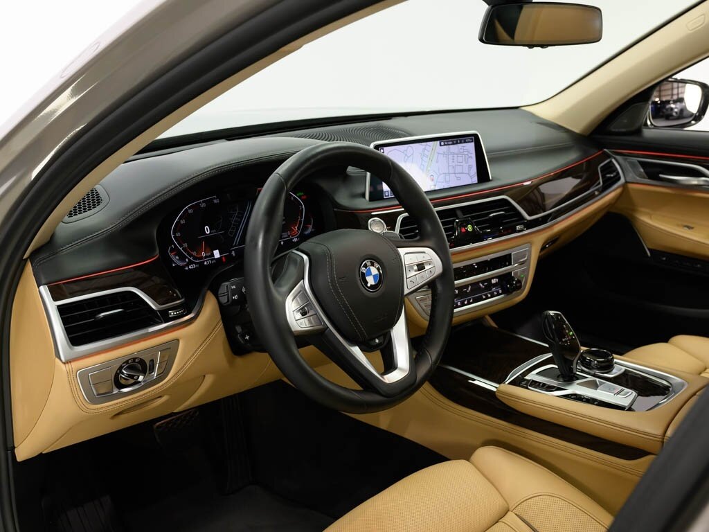 2022 BMW 750i xDrive Exec Pkg Driver Assist Pro - Photo 47 - Sarasota, FL 34243