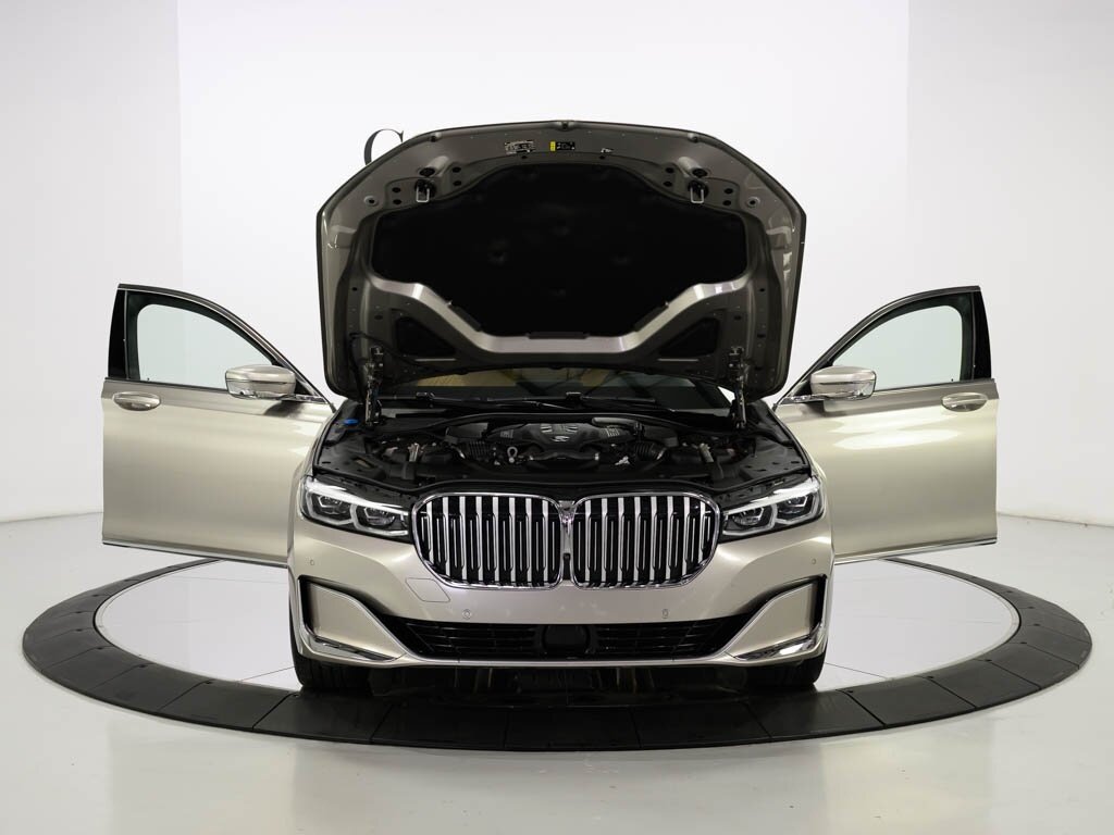 2022 BMW 750i xDrive Exec Pkg Driver Assist Pro - Photo 61 - Sarasota, FL 34243