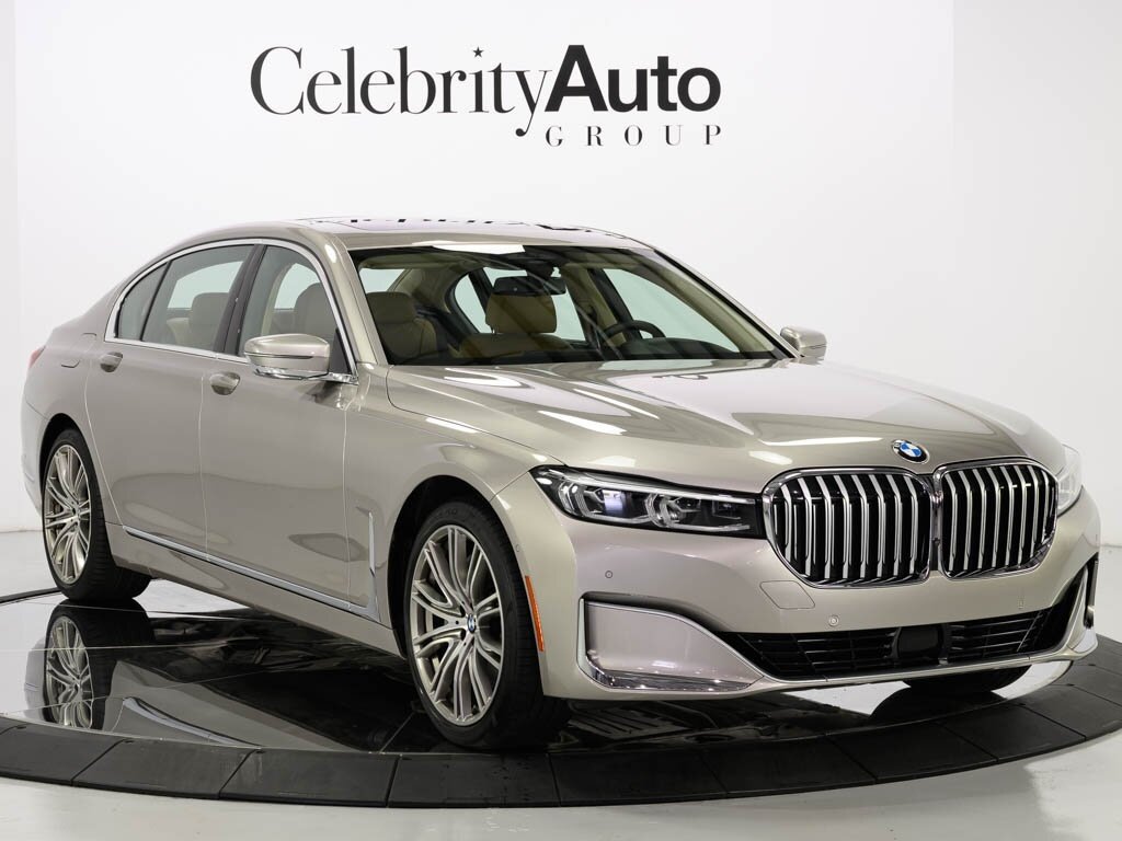 2022 BMW 750i xDrive Exec Pkg Driver Assist Pro - Photo 9 - Sarasota, FL 34243