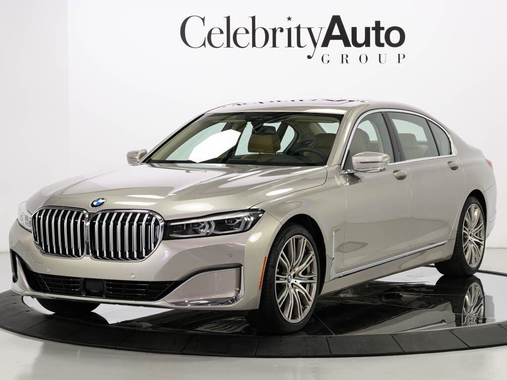 2022 BMW 750i xDrive Exec Pkg Driver Assist Pro - Photo 3 - Sarasota, FL 34243