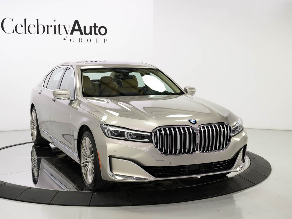2022 BMW 750i xDrive Exec Pkg Driver Assist Pro - Photo 19 - Sarasota, FL 34243