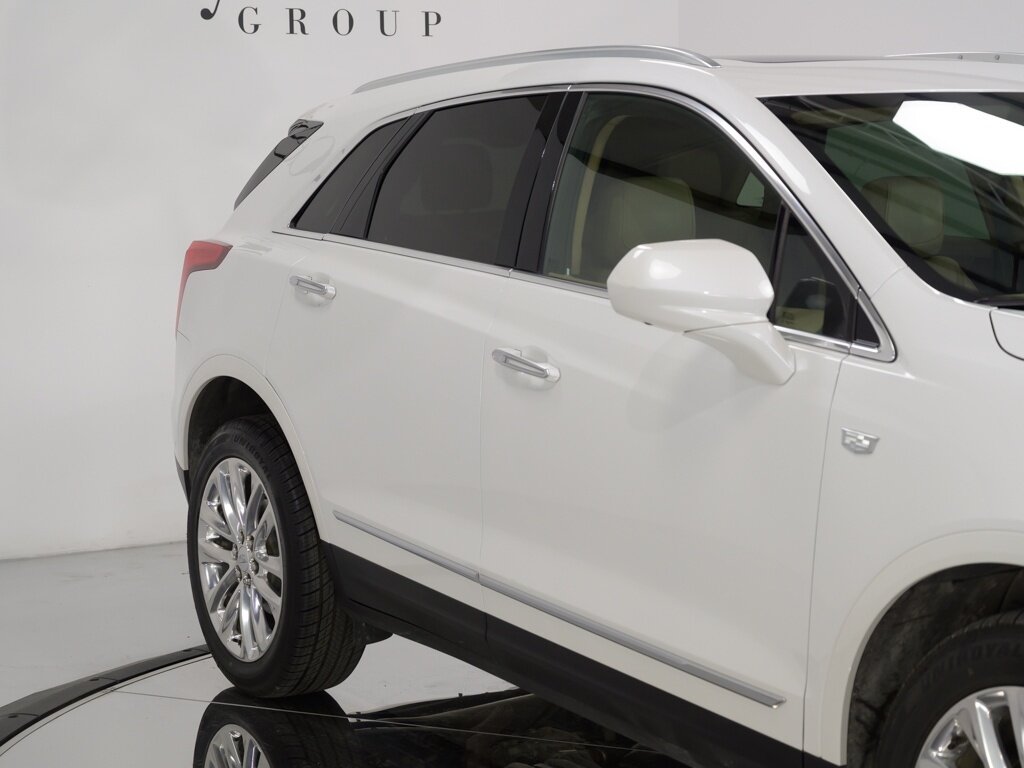 2019 Cadillac XT5 Platinum AWD 20 " Chrome Wheels   - Photo 15 - Sarasota, FL 34243