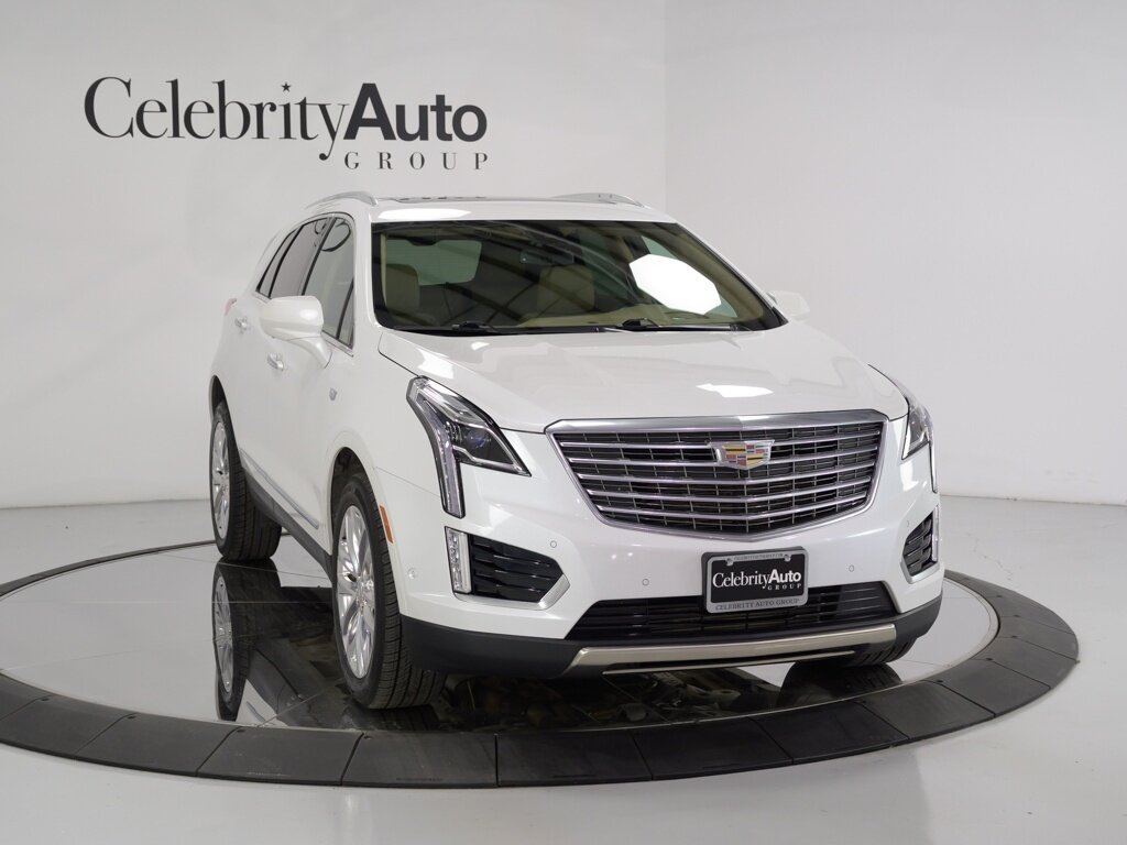 2019 Cadillac XT5 Platinum AWD 20 " Chrome Wheels   - Photo 19 - Sarasota, FL 34243