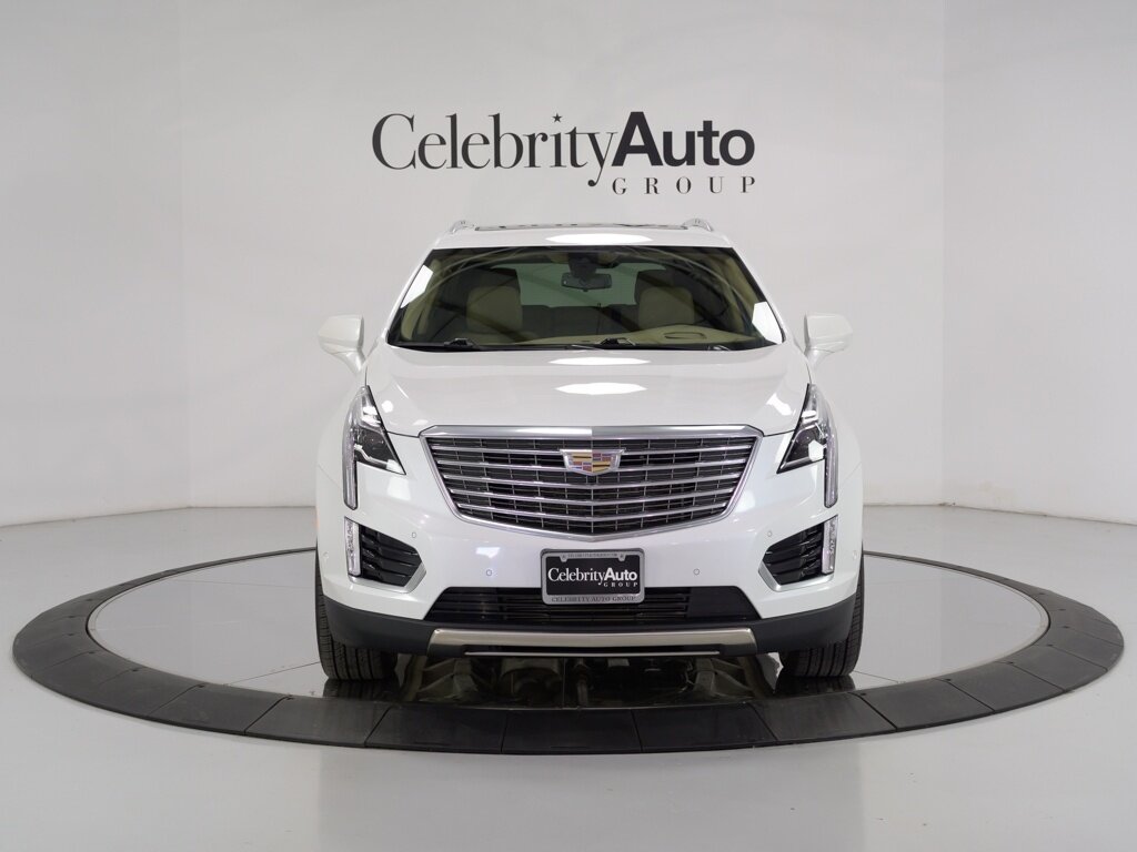 2019 Cadillac XT5 Platinum AWD 20 " Chrome Wheels   - Photo 11 - Sarasota, FL 34243