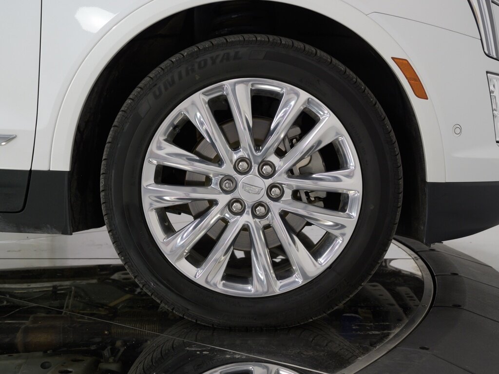 2019 Cadillac XT5 Platinum AWD 20 " Chrome Wheels   - Photo 34 - Sarasota, FL 34243