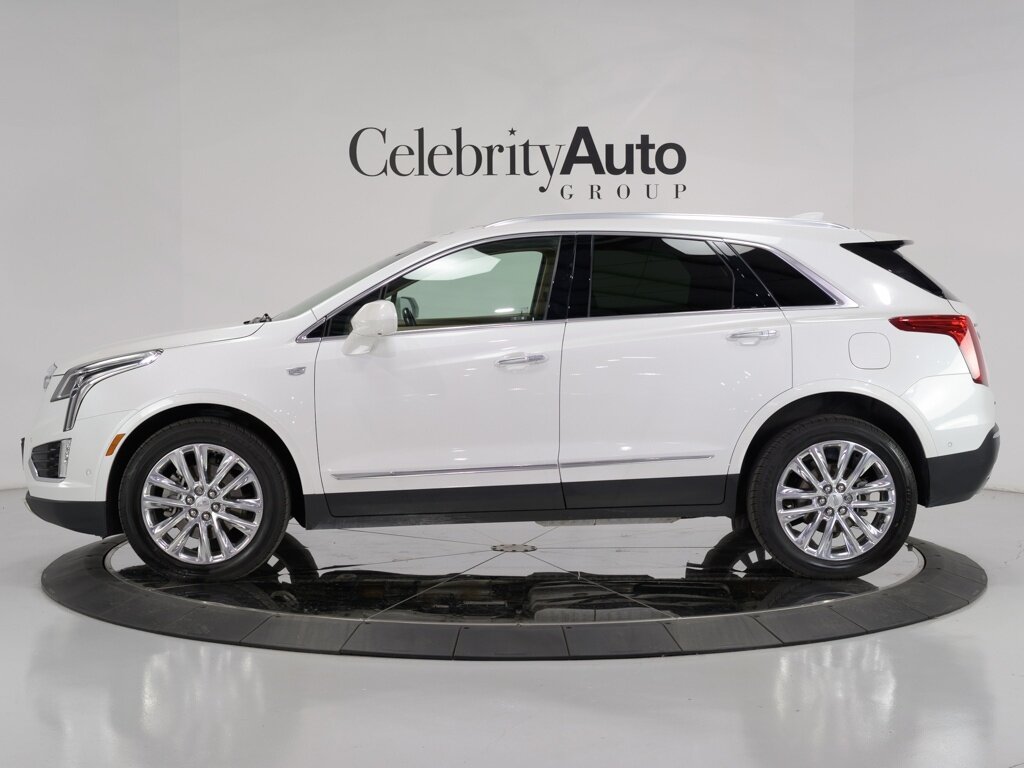 2019 Cadillac XT5 Platinum AWD 20 " Chrome Wheels   - Photo 4 - Sarasota, FL 34243