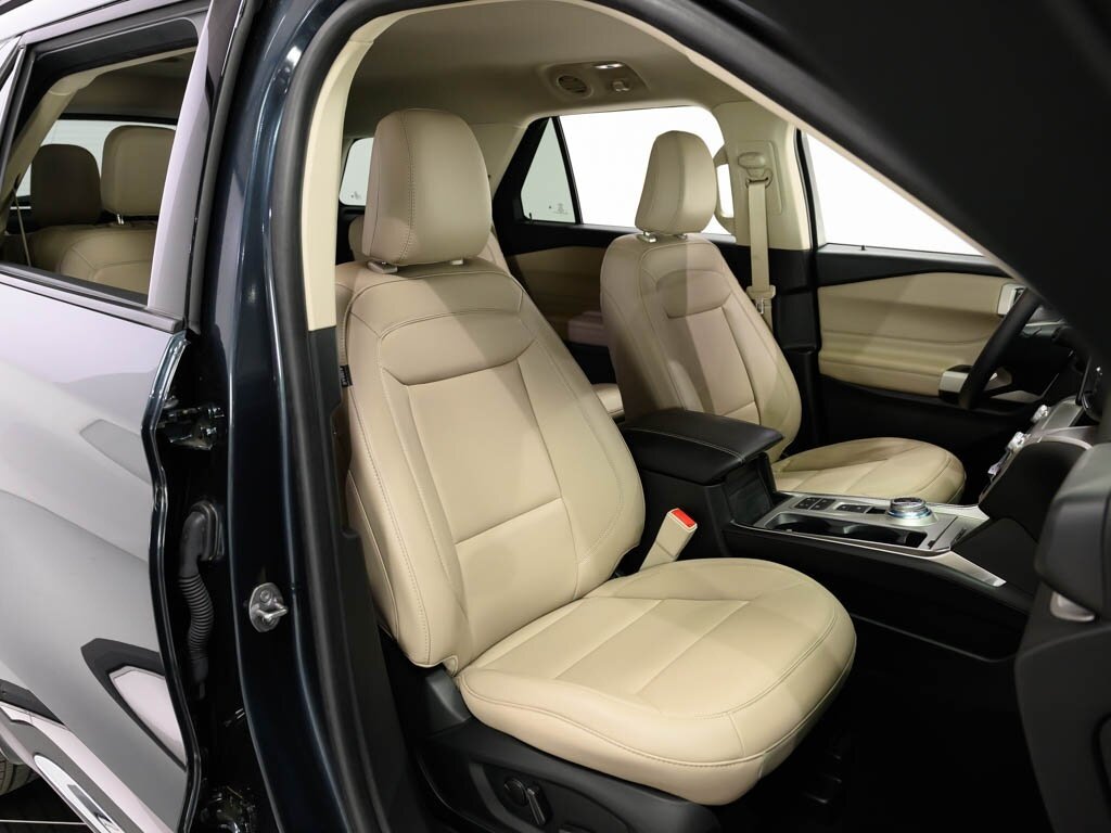 2024 Ford Explorer XLT Equipment Group 202A - Photo 41 - Sarasota, FL 34243