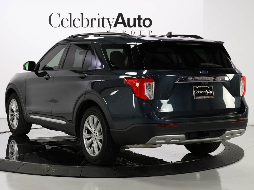 2024 Ford Explorer XLT Equipment Group 202A - Photo 5 - Sarasota, FL 34243