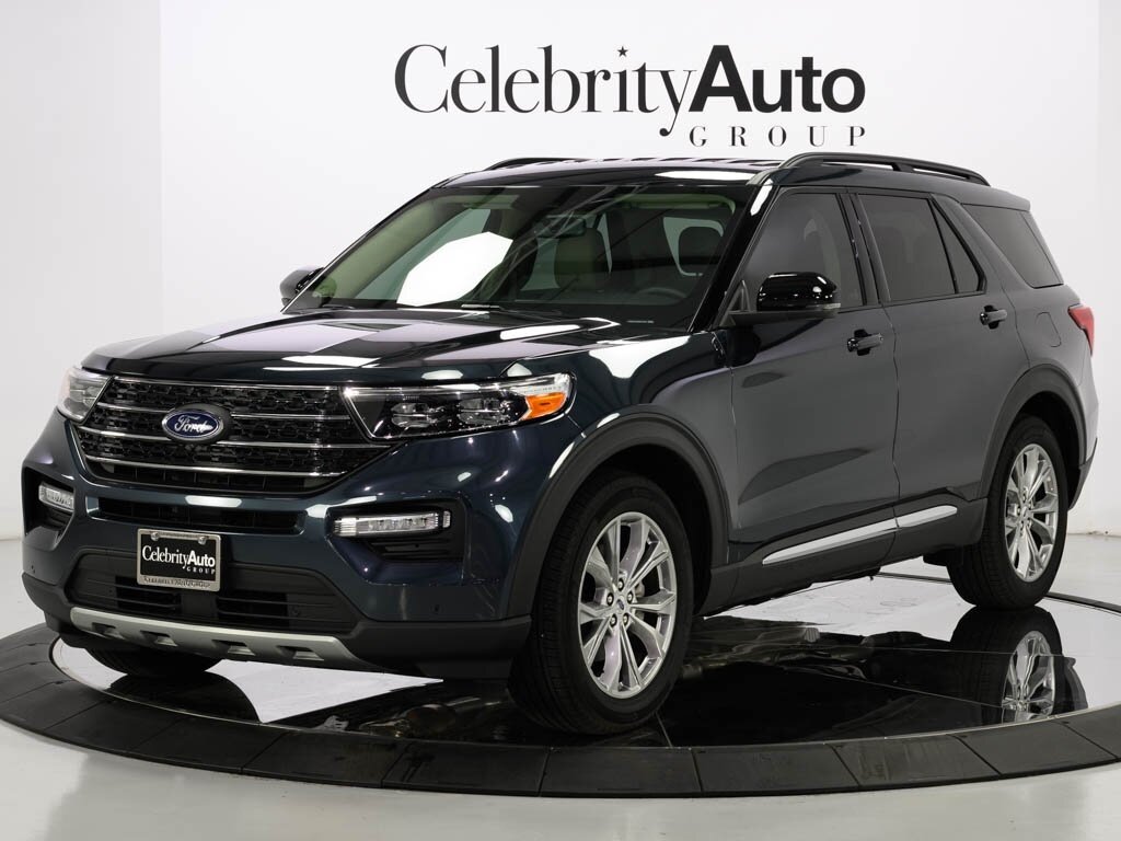 2024 Ford Explorer XLT Equipment Group 202A - Photo 3 - Sarasota, FL 34243