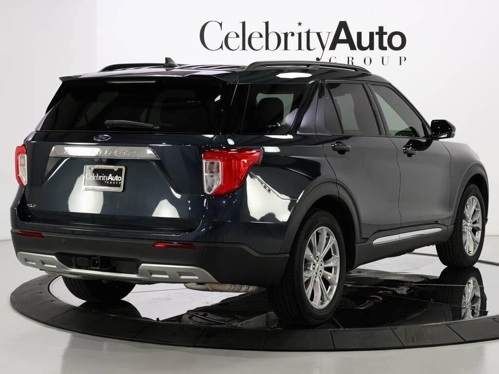 2024 Ford Explorer XLT Equipment Group 202A - Photo 7 - Sarasota, FL 34243