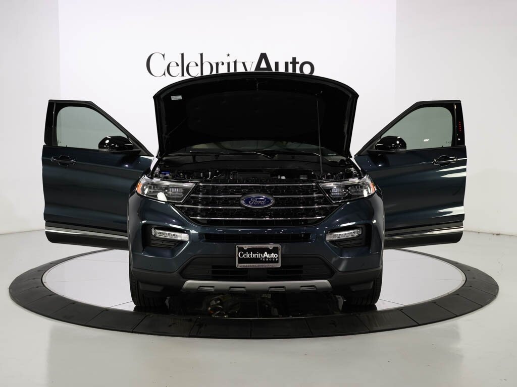 2024 Ford Explorer XLT Equipment Group 202A - Photo 62 - Sarasota, FL 34243