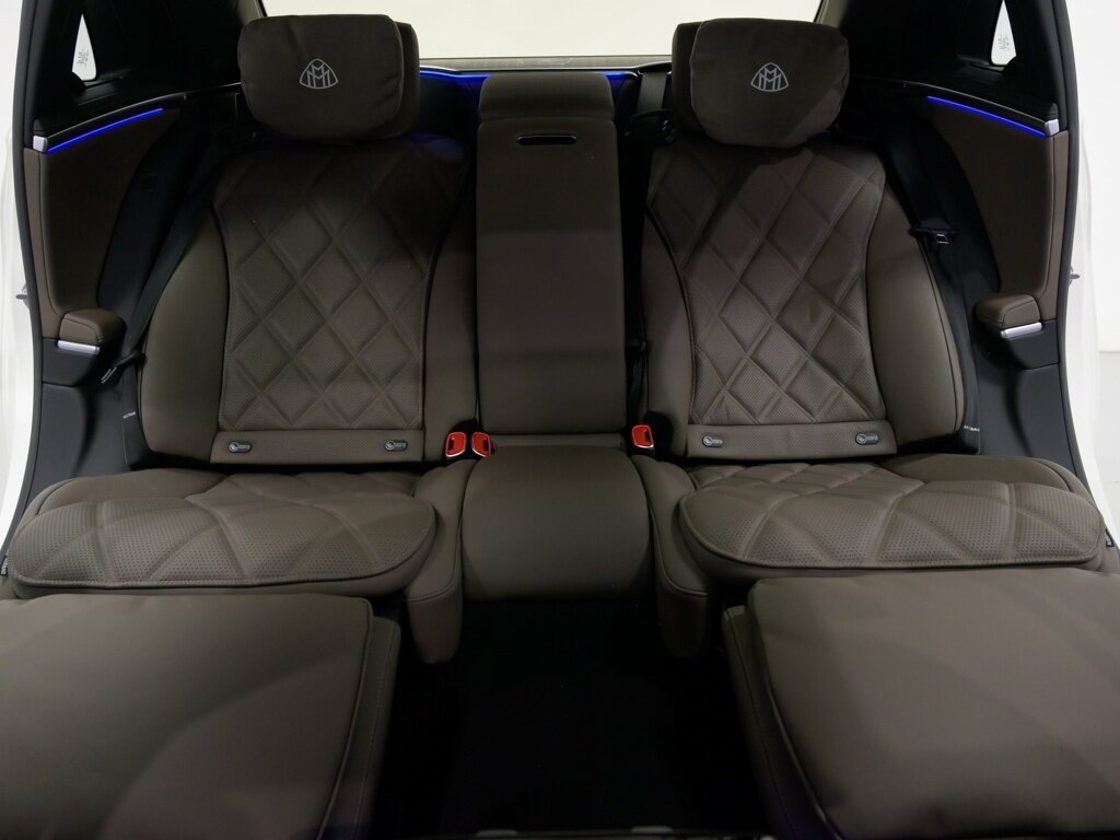 2023 Mercedes-Benz Maybach S680 $251K MSRP Manufaktur Exclusive Int   - Photo 47 - Sarasota, FL 34243