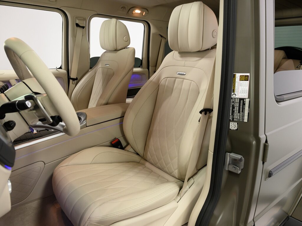2025 Mercedes-Benz AMG G63 $233K MSRP Full Leather Pkg $16K Option   - Photo 42 - Sarasota, FL 34243