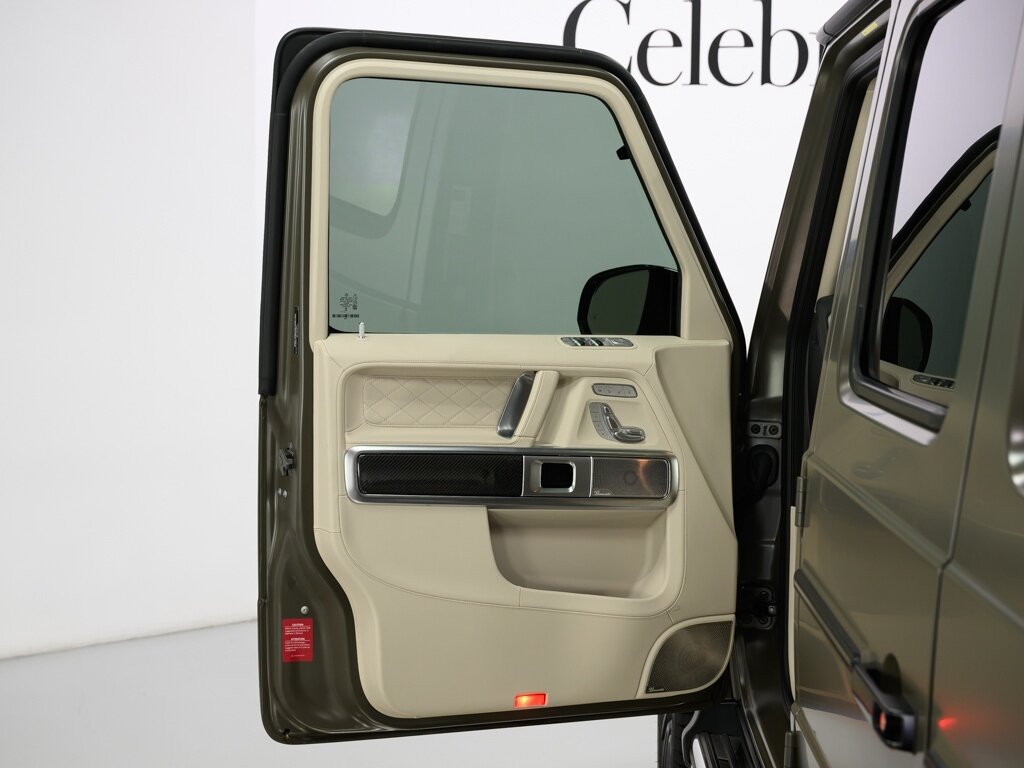 2025 Mercedes-Benz AMG G63 $233K MSRP Full Leather Pkg $16K Option   - Photo 38 - Sarasota, FL 34243