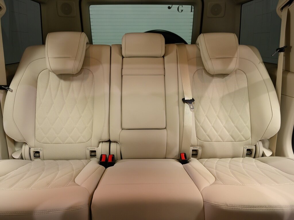 2025 Mercedes-Benz AMG G63 $233K MSRP Full Leather Pkg $16K Option   - Photo 45 - Sarasota, FL 34243