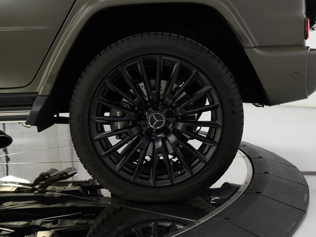 2025 Mercedes-Benz AMG G63 $233K MSRP Full Leather Pkg $16K Option   - Photo 37 - Sarasota, FL 34243