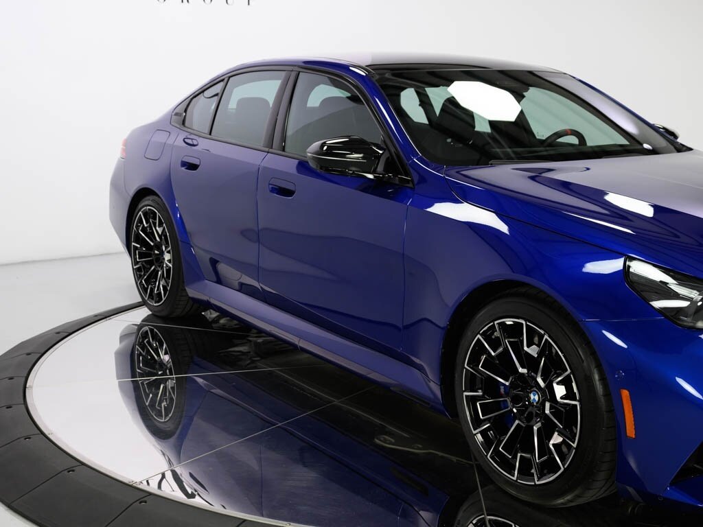 2025 BMW M5 Executive Pkg Driver Assistance Professional - Photo 13 - Sarasota, FL 34243