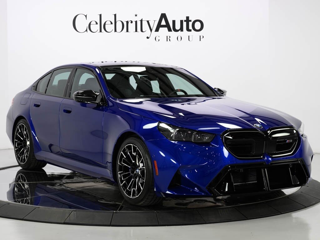 2025 BMW M5 Executive Pkg Driver Assistance Professional - Photo 9 - Sarasota, FL 34243
