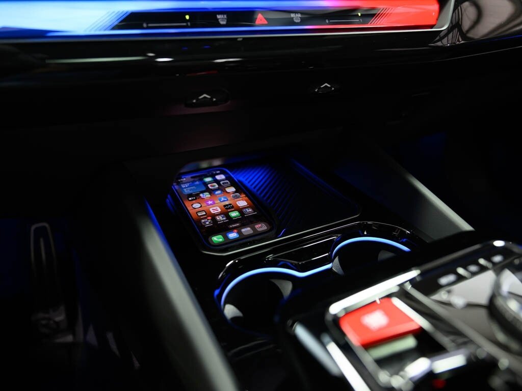 2025 BMW M5 Executive Pkg Driver Assistance Professional - Photo 55 - Sarasota, FL 34243