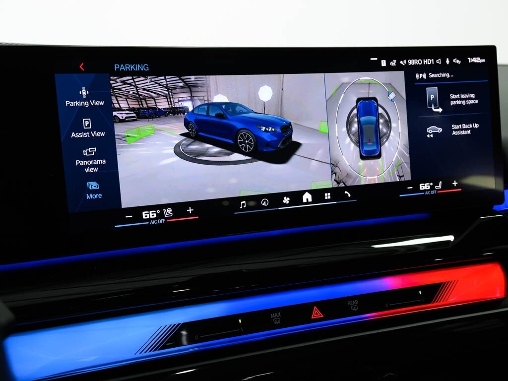 2025 BMW M5 Executive Pkg Driver Assistance Professional - Photo 54 - Sarasota, FL 34243