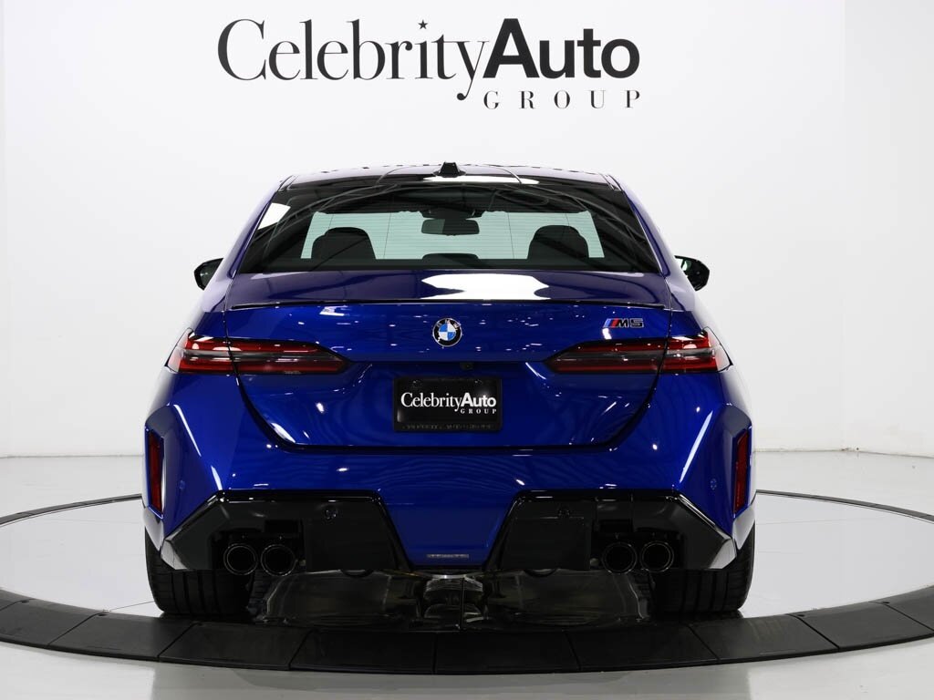 2025 BMW M5 Executive Pkg Driver Assistance Professional - Photo 6 - Sarasota, FL 34243