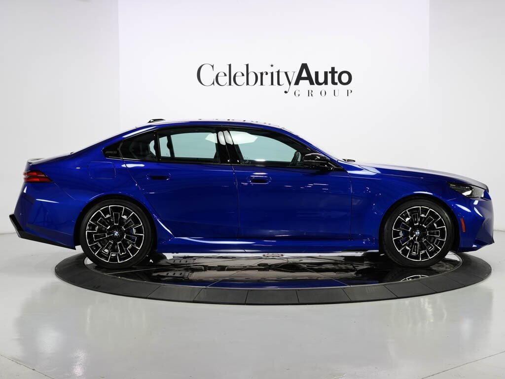 2025 BMW M5 Executive Pkg Driver Assistance Professional - Photo 8 - Sarasota, FL 34243