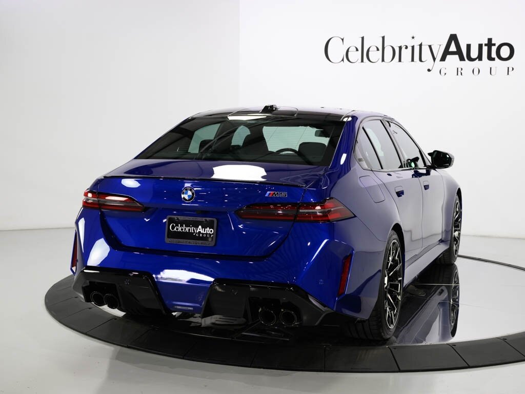 2025 BMW M5 Executive Pkg Driver Assistance Professional - Photo 30 - Sarasota, FL 34243
