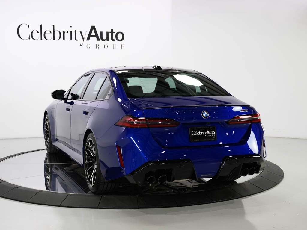2025 BMW M5 Executive Pkg Driver Assistance Professional - Photo 31 - Sarasota, FL 34243