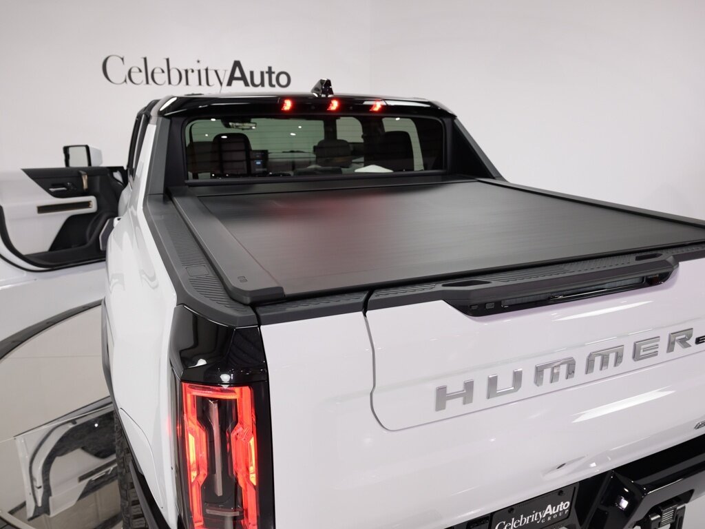 2023 GMC HUMMER EV Pick Up Edition 1 Power Retractable Tonneau Cover   - Photo 82 - Sarasota, FL 34243