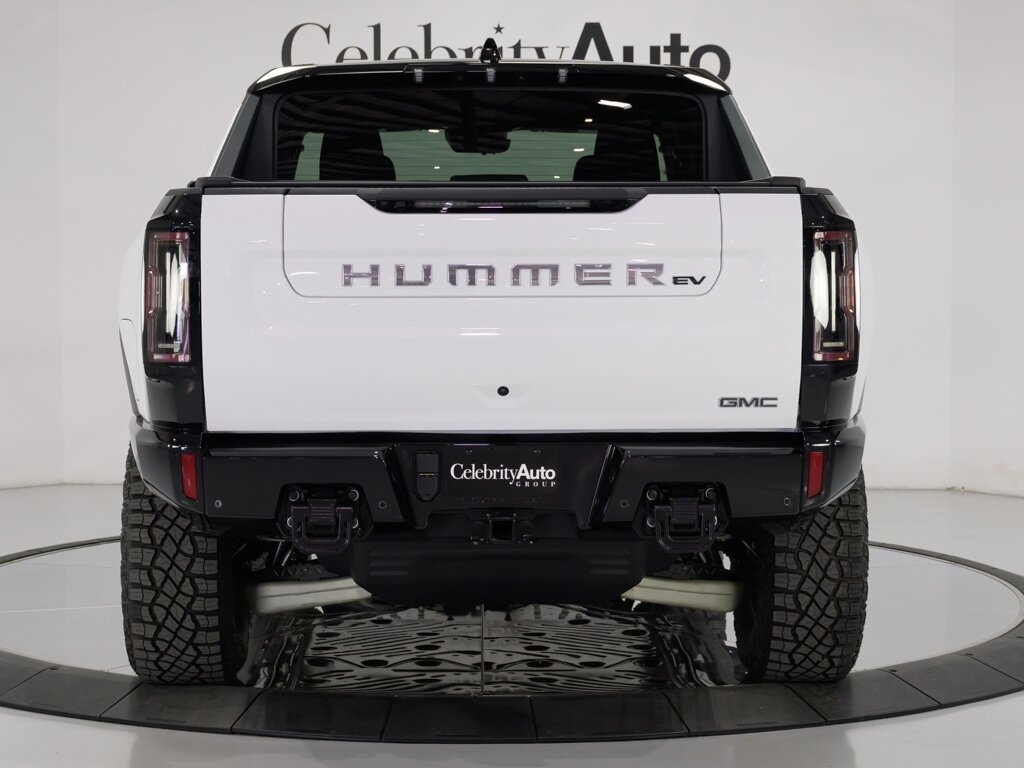 2023 GMC HUMMER EV Pick Up Edition 1 Power Retractable Tonneau Cover   - Photo 8 - Sarasota, FL 34243