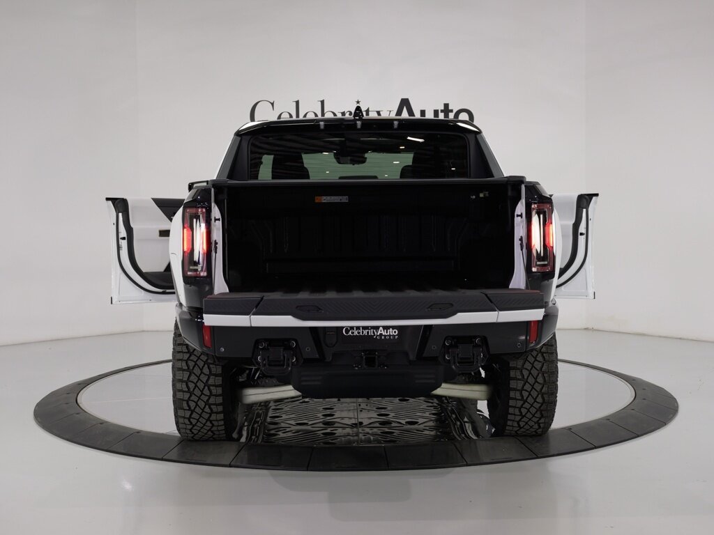 2023 GMC HUMMER EV Pick Up Edition 1 Power Retractable Tonneau Cover   - Photo 87 - Sarasota, FL 34243