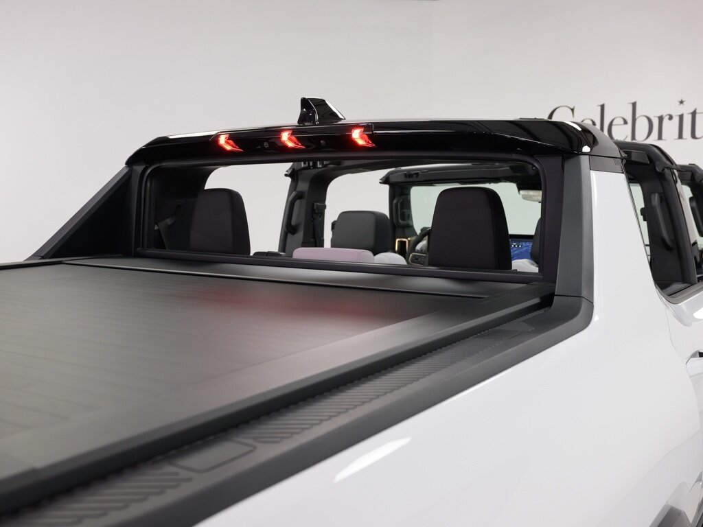 2023 GMC HUMMER EV Pick Up Edition 1 Power Retractable Tonneau Cover   - Photo 86 - Sarasota, FL 34243