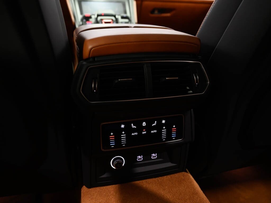 2023 Lamborghini Urus S $308K MSRP 23 " Bronze Taigete Wheels - Photo 61 - Sarasota, FL 34243