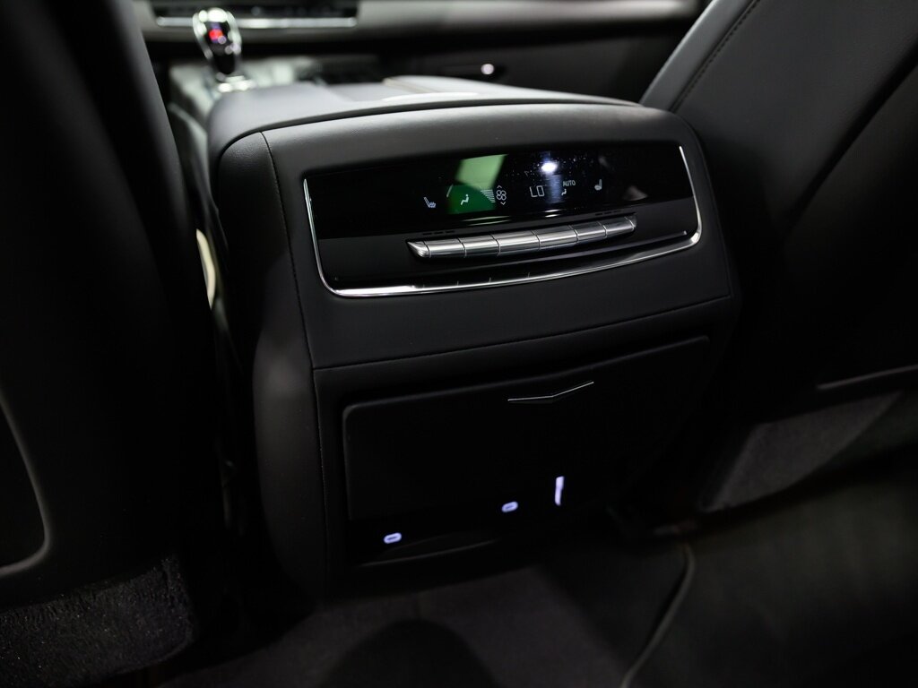 2021 Cadillac Escalade Sport 4WD $91K MSRP 22 " Wheels - Photo 64 - Sarasota, FL 34243
