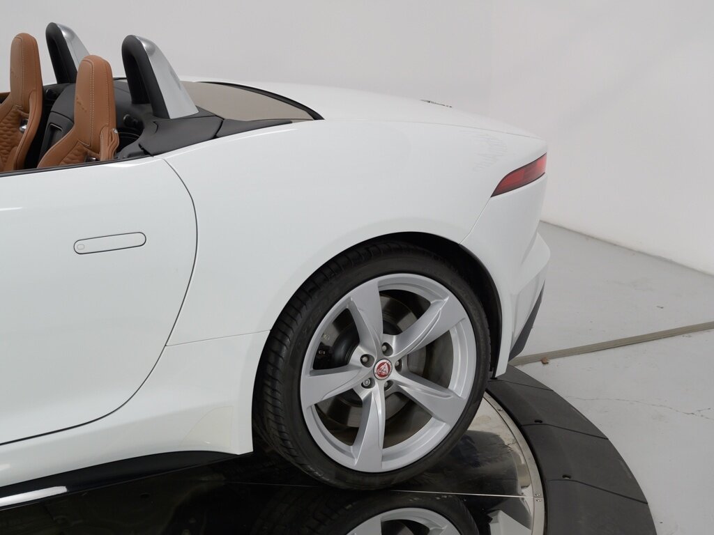 2022 Jaguar F-Type P450 R-Dynamic $95k MSRP Interior Luxury Pkg   - Photo 36 - Sarasota, FL 34243