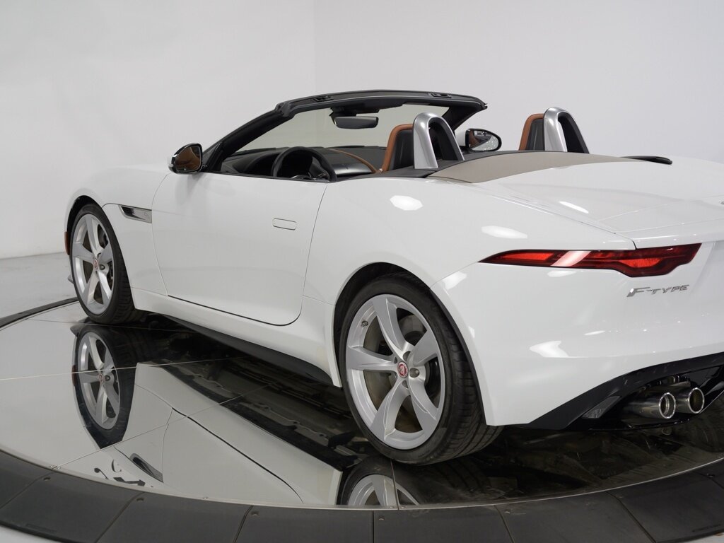 2022 Jaguar F-Type P450 R-Dynamic $95k MSRP Interior Luxury Pkg   - Photo 30 - Sarasota, FL 34243