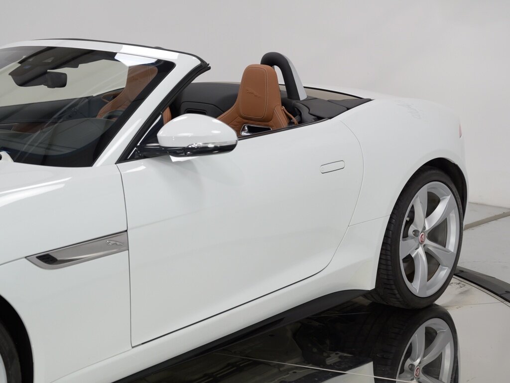 2022 Jaguar F-Type P450 R-Dynamic $95k MSRP Interior Luxury Pkg   - Photo 25 - Sarasota, FL 34243