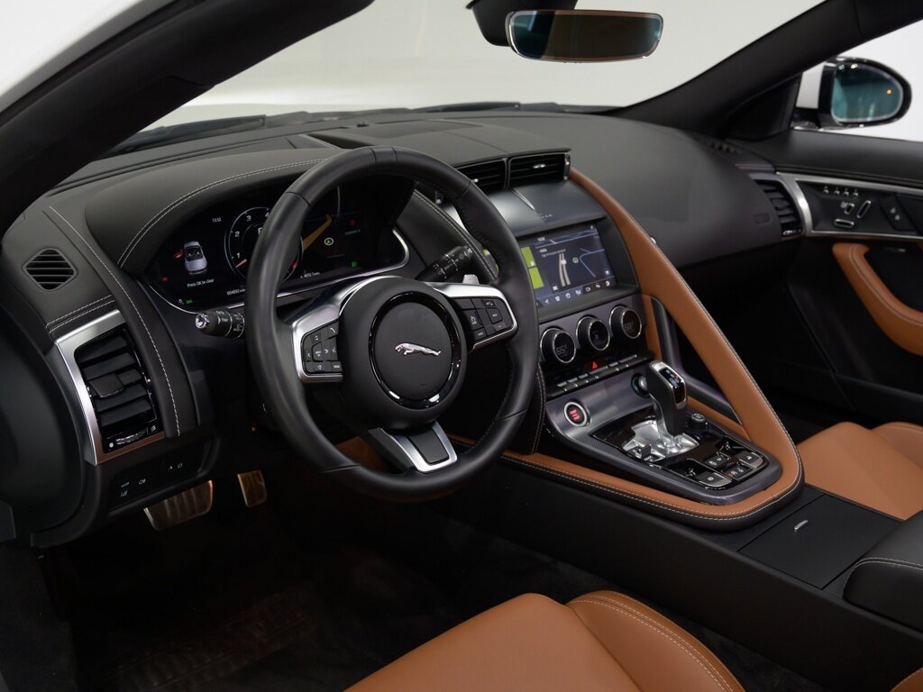 2022 Jaguar F-Type P450 R-Dynamic $95k MSRP Interior Luxury Pkg   - Photo 49 - Sarasota, FL 34243