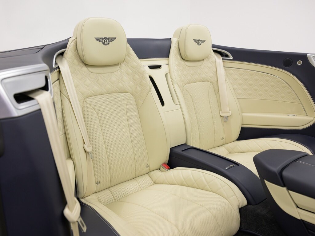 2022 Bentley Continental GT Convertible Speed $343K MSRP Front Seat Comfort   - Photo 49 - Sarasota, FL 34243