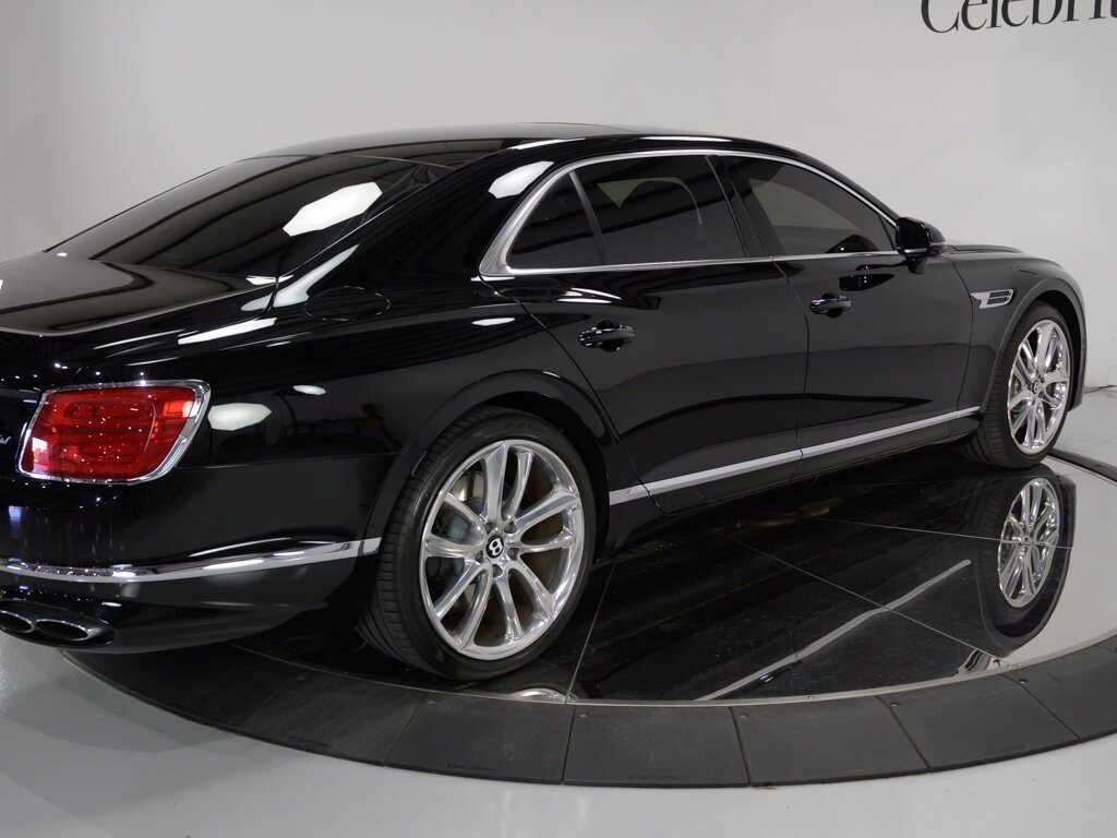 2024 Bentley Flying Spur Hybrid $248K MSRP 22 " Polished 5-Spoke Wheels   - Photo 21 - Sarasota, FL 34243