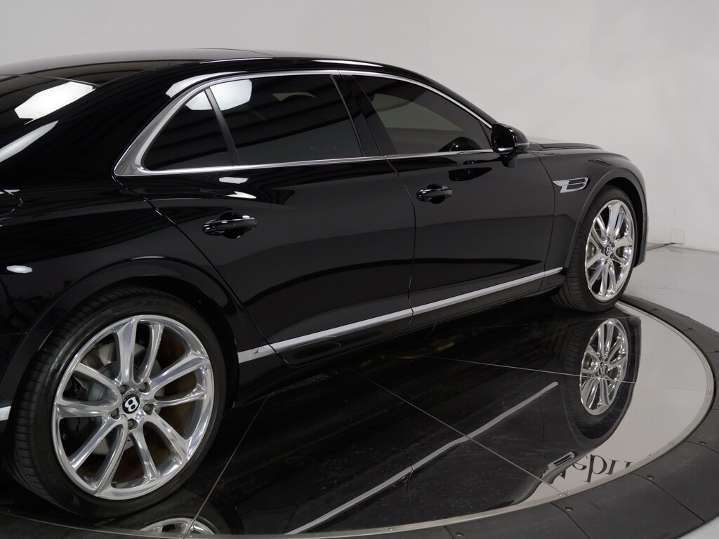 2024 Bentley Flying Spur Hybrid $248K MSRP 22 " Polished 5-Spoke Wheels   - Photo 24 - Sarasota, FL 34243