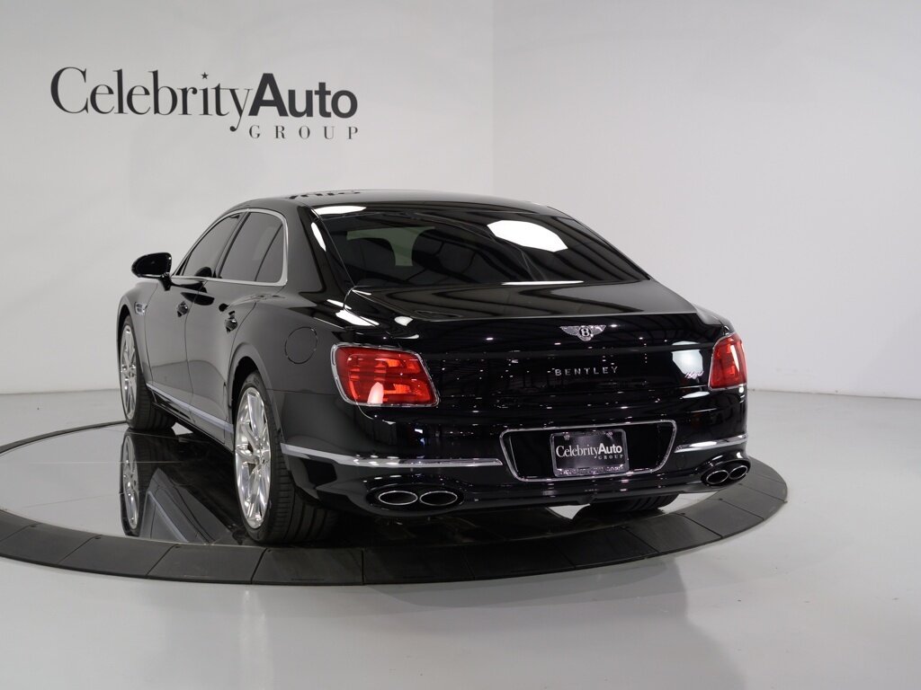 2024 Bentley Flying Spur Hybrid $248K MSRP 22 " Polished 5-Spoke Wheels   - Photo 31 - Sarasota, FL 34243