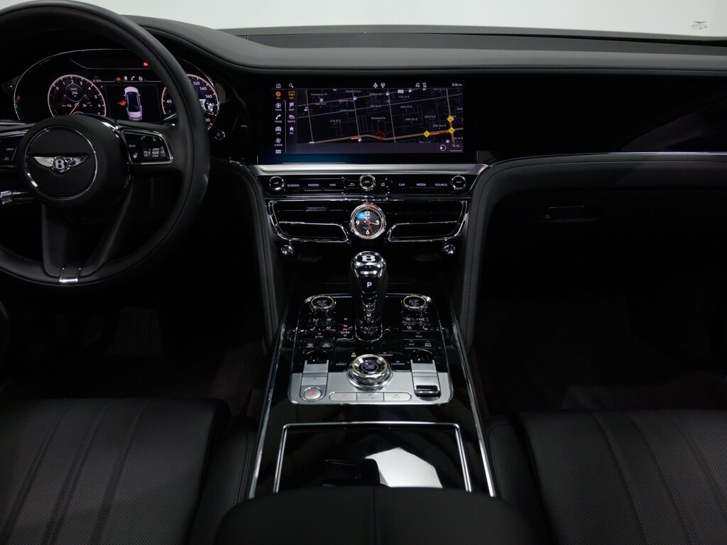 2024 Bentley Flying Spur Hybrid $248K MSRP 22 " Polished 5-Spoke Wheels   - Photo 52 - Sarasota, FL 34243