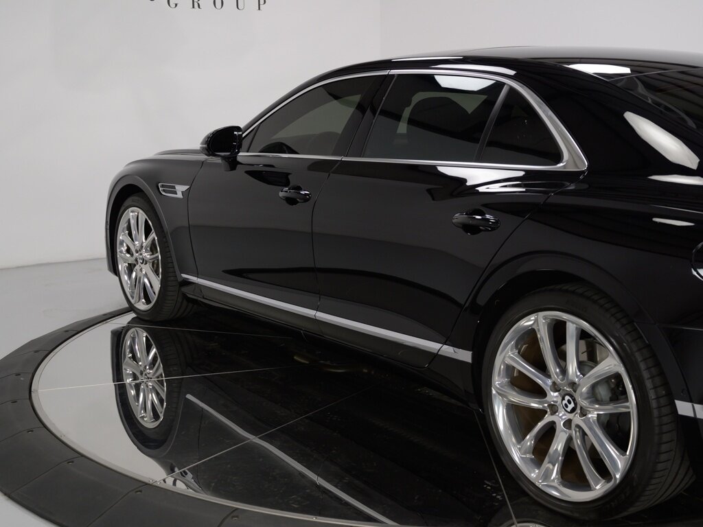 2024 Bentley Flying Spur Hybrid $248K MSRP 22 " Polished 5-Spoke Wheels   - Photo 25 - Sarasota, FL 34243