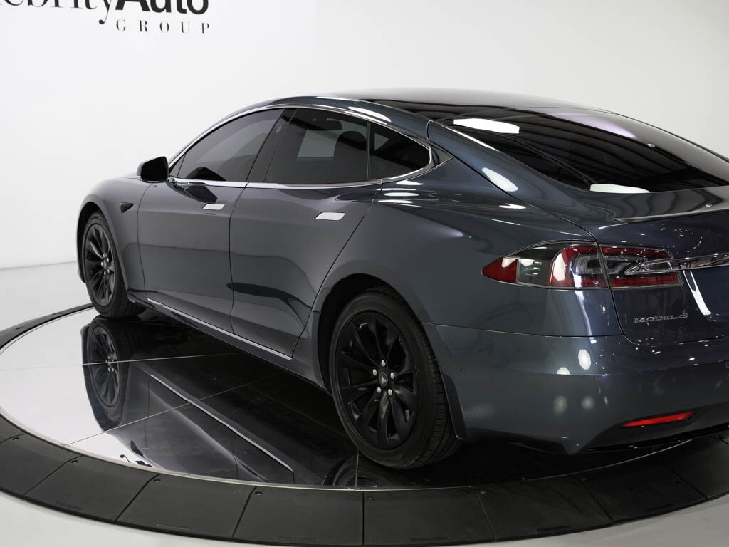 2020 Tesla Model S Long Range Plus Full Self Driving Capability - Photo 23 - Sarasota, FL 34243